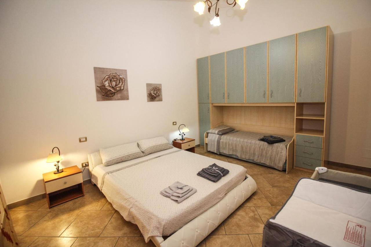 Casa Di Fabia Apartment Sant'Antioco Luaran gambar